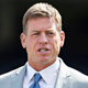 Illustration for article titled Troy Aikman Warns Fans About Comparing Concussions Between Eras